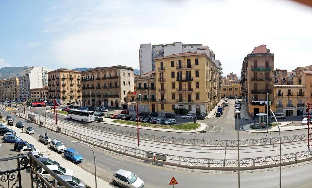 Hollywood Inn Palermo Buitenkant foto